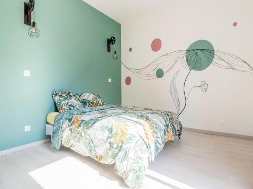 Fully renovated house only few minutes walk away from Ohama Beach