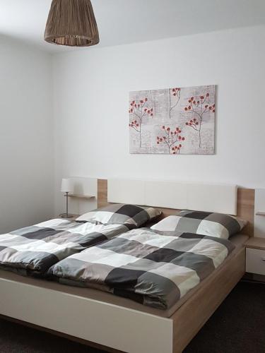 Gemütliche Ferienwohnung, Ländlich und Stadtnah, ruhig gelegen