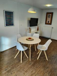 Gemütliche Ferienwohnung, Ländlich und Stadtnah, ruhig gelegen