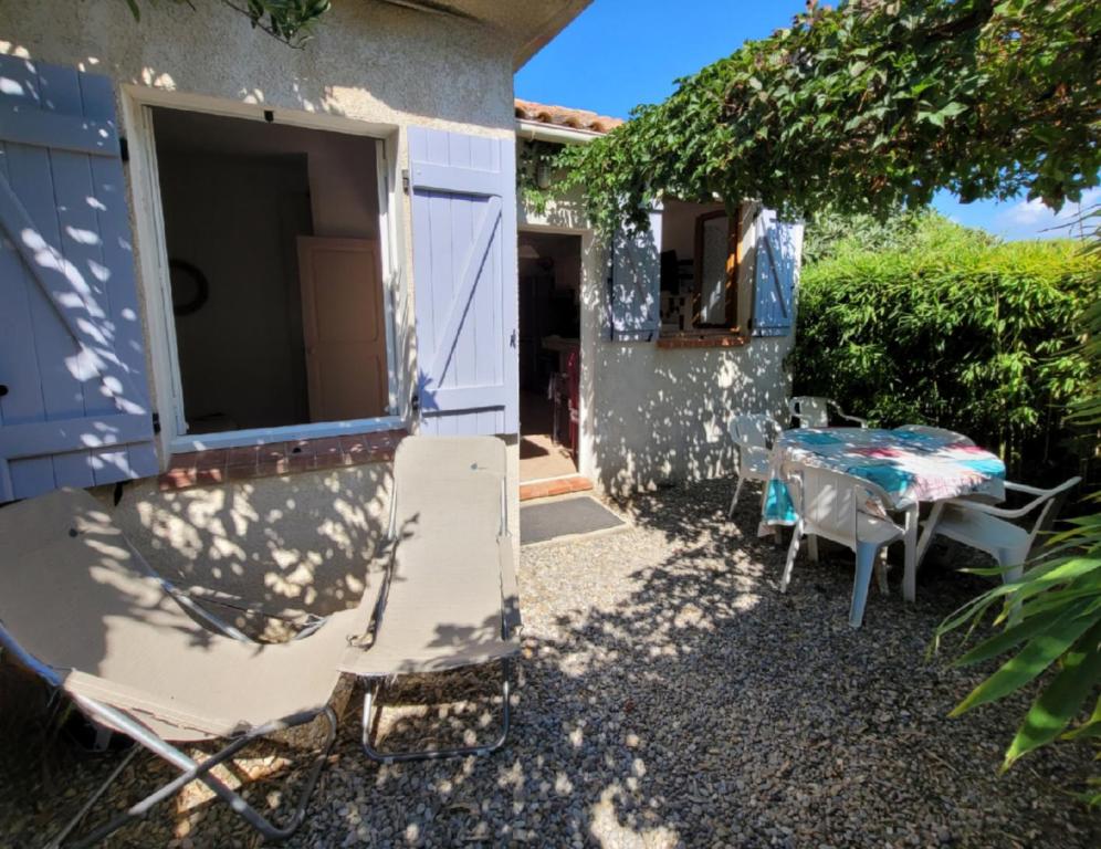 Gemütlicher Bungalow an der Mecklenburgischen Seenplatte