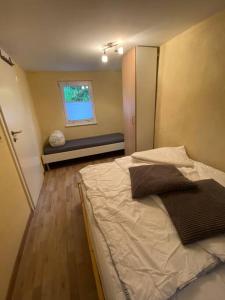 Gemütlicher Bungalow mit Seezugang