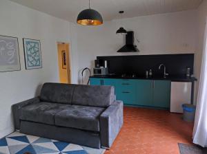 gîte 2 à 4 personnes (SPA, Sauna, piscine chauffée)