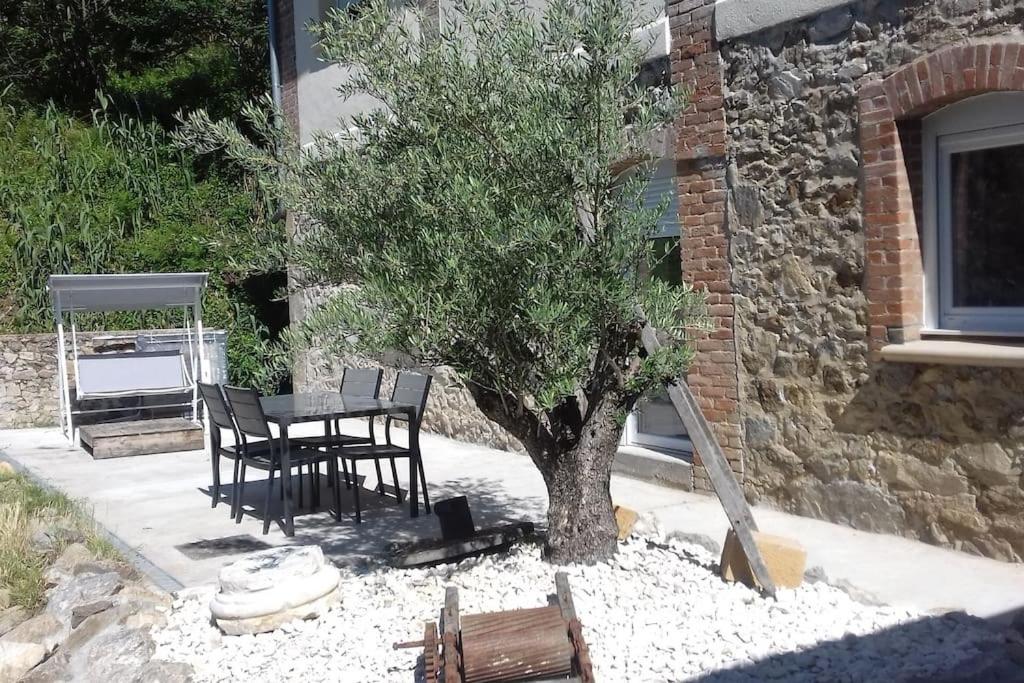 Maison de vacances Gite 4 personnes au calme et tout confort La Croze 26240 Saint-Vallier