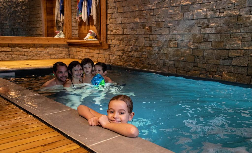 Gîte 5* piscine intérieure, sauna, à 20 mins des pistes de ski, à 300 m d’un Lac 798 Route des Amias, 88290 Saulxures-sur-Moselotte