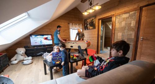 Gîte 5* piscine intérieure, sauna, à 20 mins des pistes de ski, à 300 m d’un Lac