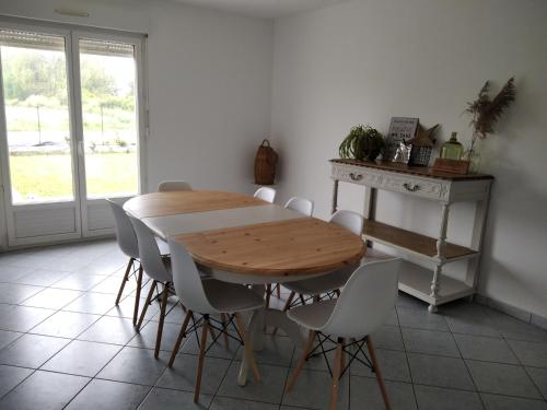 Gîte à la campagne, le petit pre vert