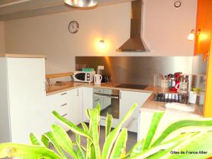 Gîte Agonges, 3 pièces, 4 personnes - FR-1-489-36