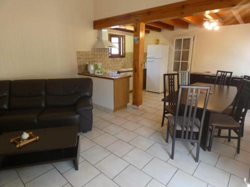 Gîte Aire-sur-l'Adour, 4 pièces, 6 personnes - FR-1-360-180