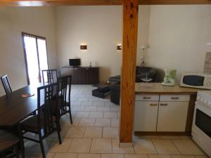 Gîte Aire-sur-l'Adour, 4 pièces, 6 personnes - FR-1-360-180