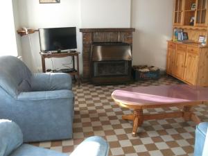 Gîte Allibaudières, 3 pièces, 5 personnes - FR-1-543-125
