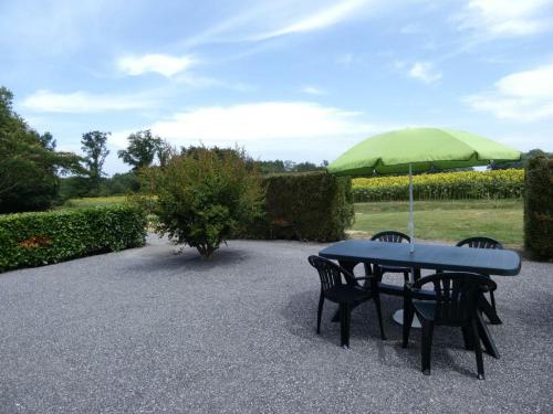 Gîte Angoumé, 3 pièces, 5 personnes - FR-1-360-499
