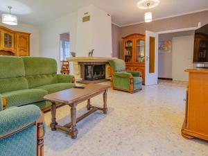 Gîte Arcis-sur-Aube, 4 pièces, 5 personnes - FR-1-543-57