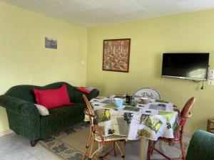 Maison de vacances Gîte Arfeuilles, 4 pièces, 5 personnes - FR-1-489-52 Rue Matichard 03120 Arfeuilles Auvergne