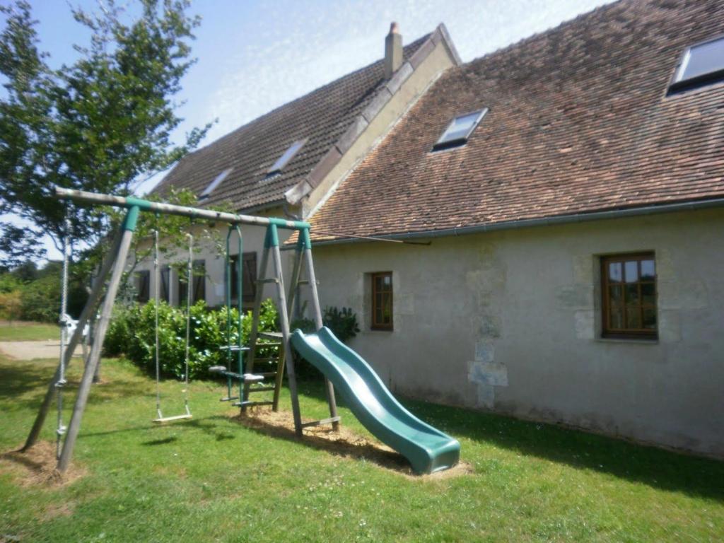 Maison de vacances Gîte Arthon, 5 pièces, 11 personnes - FR-1-591-12 La Touchere 36330 Arthon