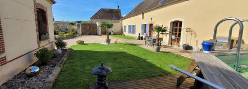 Gîte au cœur des vignes avec piscine et spa