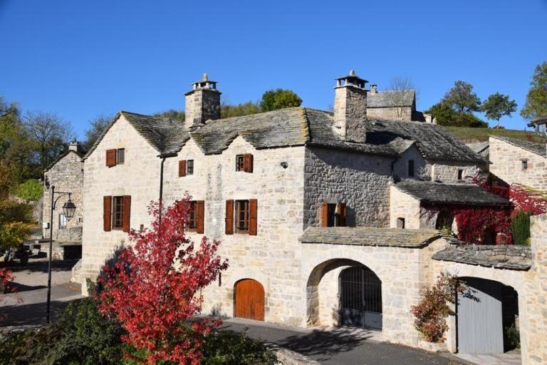 Gîte Au Cœur du Sauveterre Recoules de l Hom, 48500 Le Massegros