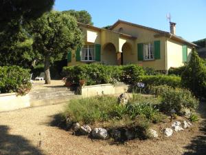 Maison de vacances Gite au mas aqui sian ben route des Salins 314 route des Salins Mas Aqui Sian Ben 83990 Saint-Tropez Provence-Alpes-Côte d\'Azur