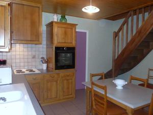 Maison de vacances Gîte Aubepierre-sur-Aube, 3 pièces, 5 personnes - FR-1-611-52 46 Rue du Moulin 52210 Aubepierre-sur-Aube -1