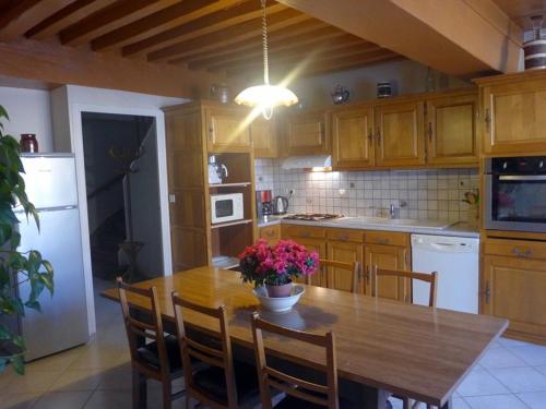 Gîte Aubepierre-sur-Aube, 5 pièces, 9 personnes - FR-1-611-1