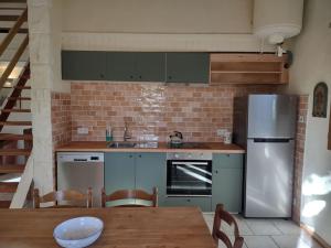 Gîte authentique avec piscine partagée