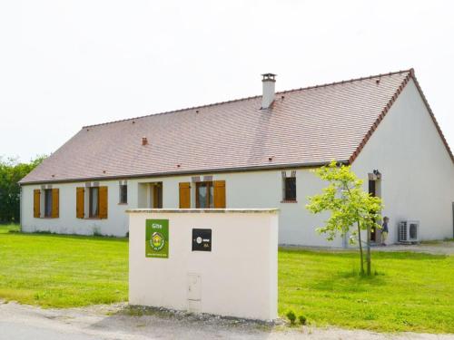 Gîte Auxy, 5 pièces, 10 personnes - FR-1-590-111