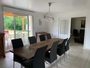 Gîte Auxy, 5 pièces, 10 personnes - FR-1-590-111