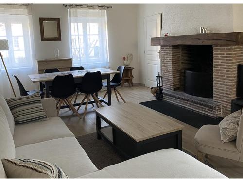Gîte Avaray, 4 pièces, 6 personnes - FR-1-491-299