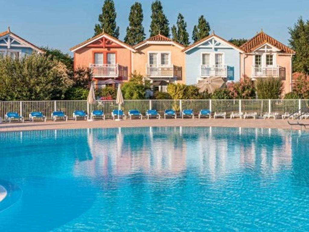 Gîte avec piscine intérieure