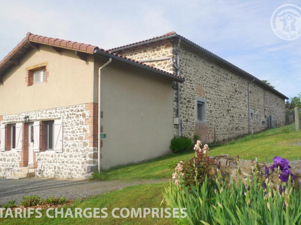 Maison de vacances Gîte Aveizieux, 3 pièces, 5 personnes - FR-1-496-175 611 chemin de Grange-neuve 42330 Aveizieux