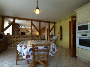Gîte Avirey-Lingey, 3 pièces, 6 personnes - FR-1-543-109