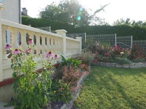 Gîte Bar-sur-Aube, 4 pièces, 6 personnes - FR-1-543-229