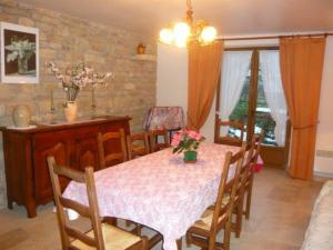 Gîte Beaufremont, 4 pièces, 7 personnes - FR-1-589-8