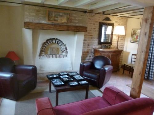 Gîte Beaulon, 3 pièces, 4 personnes - FR-1-489-48