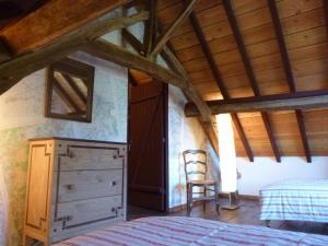 Gîte Beaulon, 3 pièces, 4 personnes - FR-1-489-48