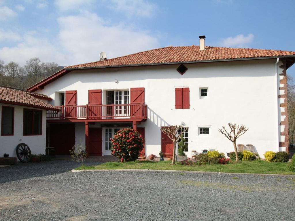 Maison de vacances Gîte Bidarray, 5 pièces, 8 personnes - FR-1-384-238 Gastanchoanea -  - 64780 Bidarray