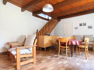 Maison de vacances Gîte Blesle, 3 pièces, 4 personnes - FR-1-582-14 Le Bourg 43450 Blesle Auvergne