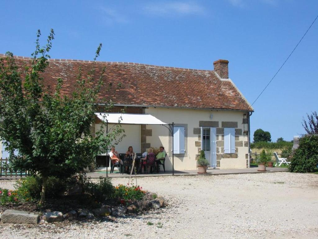 Maison de vacances Gîte Bourbon-l'Archambault, 4 pièces, 6 personnes - FR-1-489-87 BRIETTE 03160 Bourbon-lʼArchambault