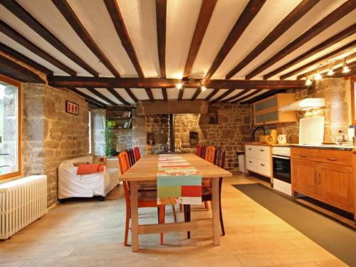 Gîte Bréel, 4 pièces, 5 personnes - FR-1-497-94