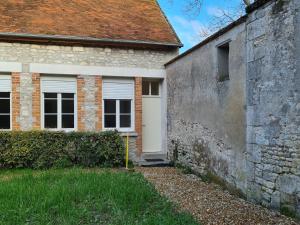 Gîte Bucy-Saint-Liphard, 1 pièce, 2 personnes - FR-1-590-238