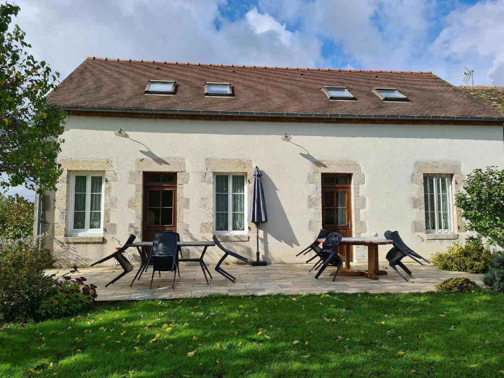 Gîte Chailly-en-Gâtinais, 5 pièces, 8 personnes - FR-1-590-7 Ferme de Romaison, 45260 Chailly-en-Gâtinais