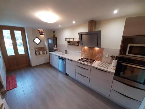 Gîte Chalais, 5 pièces, 8 personnes - FR-1-653-170