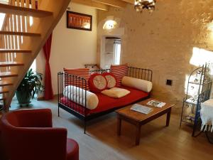 Gîte Chalais, 5 pièces, 8 personnes - FR-1-653-170
