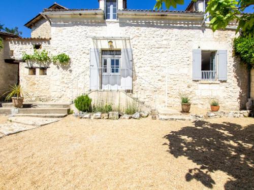 Gîte Champagnac-de-Belair, 4 pièces, 6 personnes - FR-1-616-266