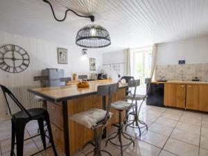 Gîte Champagnac-de-Belair, 4 pièces, 6 personnes - FR-1-616-266