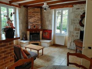 Gîte Champniers, 3 pièces, 4 personnes - FR-1-653-198