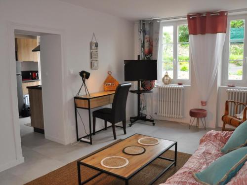 Gîte Chantelle, 3 pièces, 4 personnes - FR-1-489-434