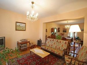 Gîte Chantraine, 4 pièces, 7 personnes - FR-1-589-7