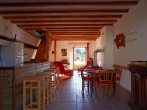 Maison de vacances Gîte Châtel-Montagne, 3 pièces, 4 personnes - FR-1-489-47 MOULIN CHATEL 03250 Châtel-Montagne Auvergne