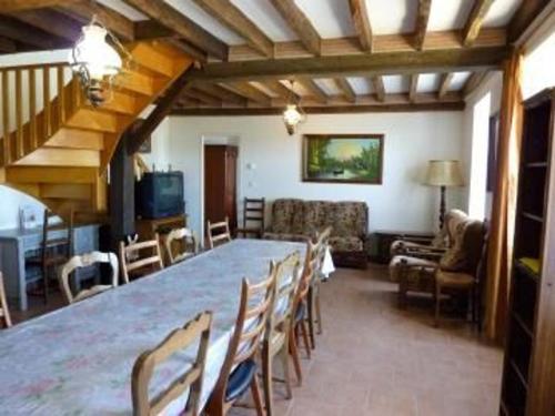 Gîte Chaufour-Notre-Dame, 5 pièces, 9 personnes - FR-1-410-178