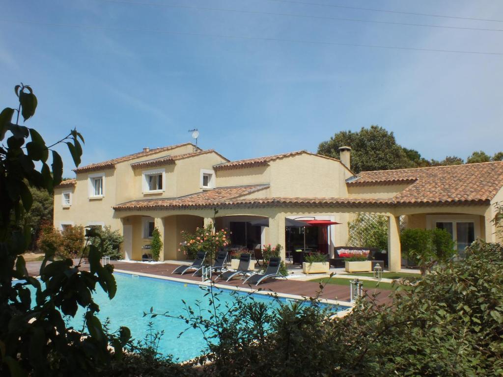 Gîte Chemillé-en-Anjou-Chemillé-Melay, 4 pièces, 6 personnes - FR-1-622-11 49120 Saint-Georges-du-Puy-de-la-Garde